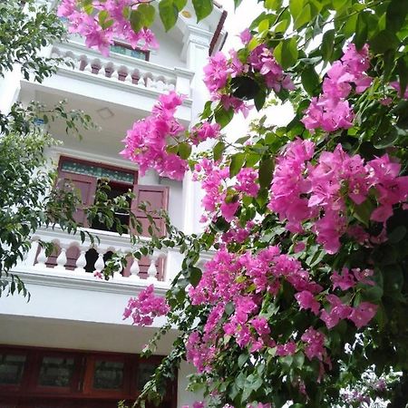 Апартаменты Nha Nghi Bolero Van Lam Экстерьер фото